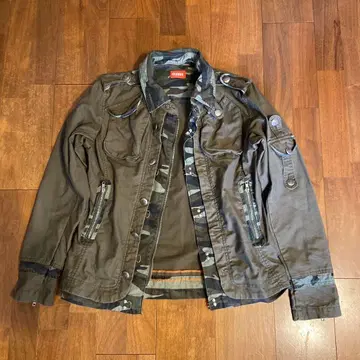 00s archive camo jacket millitaly y2k