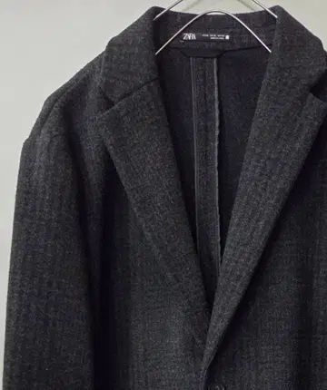 ZARA 다크 그레이 체스터 코트