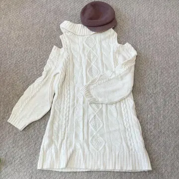 INGNI 오픈 숄더 니트 원피스 M 사이즈