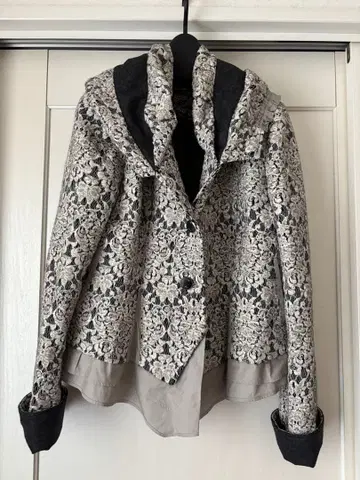 인포트 로사 레이스 디자인 후드 부착 자켓 46