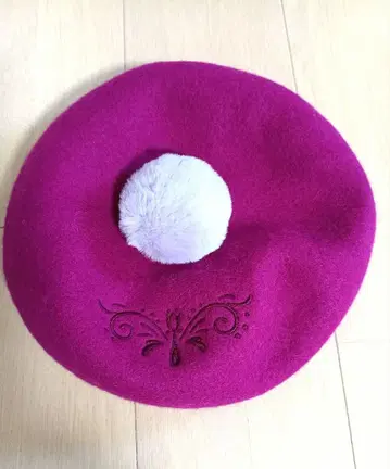 시마무라 치하루 안나 베레모 와인