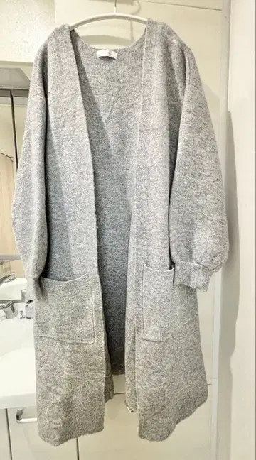 그레이 니트 롱 가디건