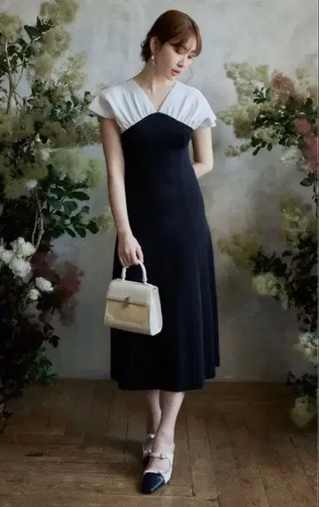 Angel Sleeve Knit Dress herlipto