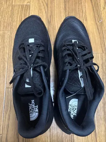THE NORTH FACE 블랙 스니커즈 27.5cm
