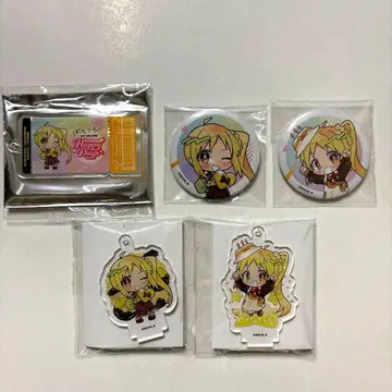 이지치 니지카 콜라보 카페 굿즈