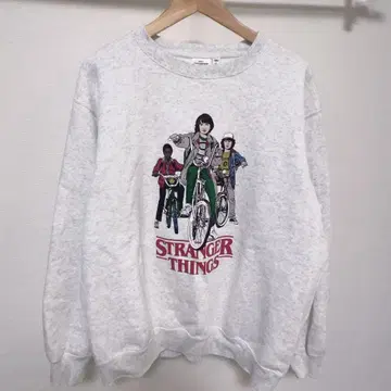 스트레인저 씽스 x GU 맨투맨 기묘한 이야기