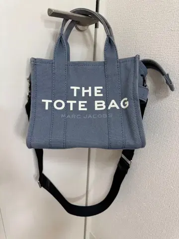 MARC JACOBS 더 토트 백