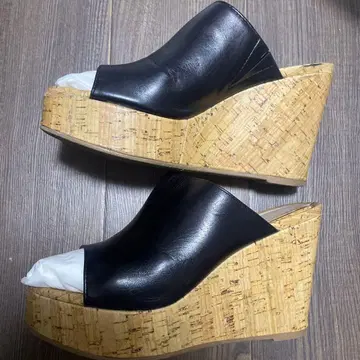 STUART WEITZM 스튜어트 와이즈만 코르크 웨지 샌들