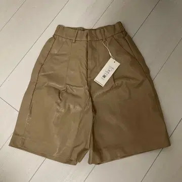 Corners 베이지 하프 팬츠 S 사이즈