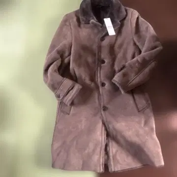 EMMETT 무스탕 코트 브라운