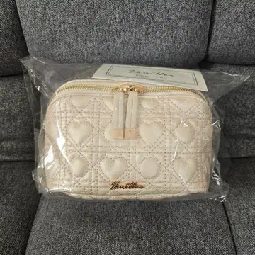 르 레브 바닐레 오리지널 하트 퀼팅 코스메틱 파우치