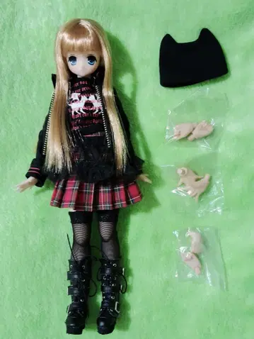 엑스큐트 SWEET PUNK GIRLS! 코론 무뉴 입 ver.