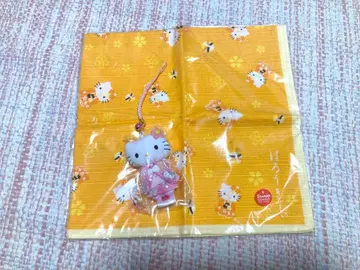 헬로키티 스트랩과 손수건 세트