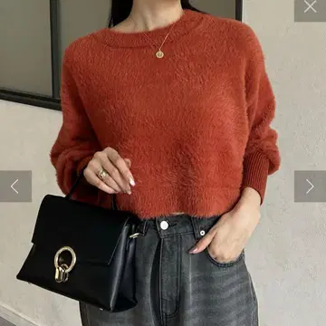 Thevon. 제본 소매 끝 리브 숏 샤기 니트 오렌지