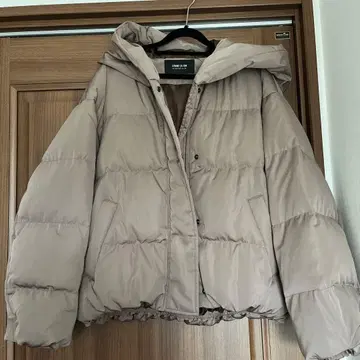 COMME CA ISM 후드 부착 다운 자켓 베이지 7호