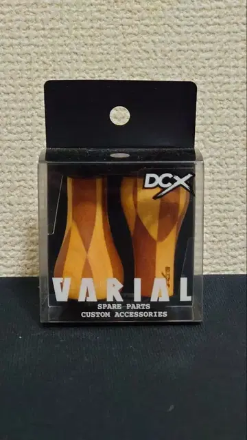 DCX 조인트 우드 노브 체커 패턴