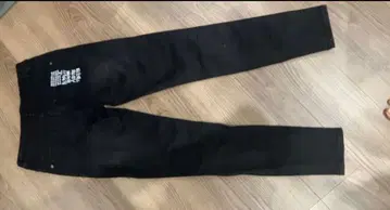 ksubi 블랙 데님 팬츠 데미지 가공