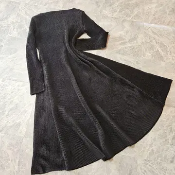 스페치오 플리츠 긴팔 롱 원피스 40