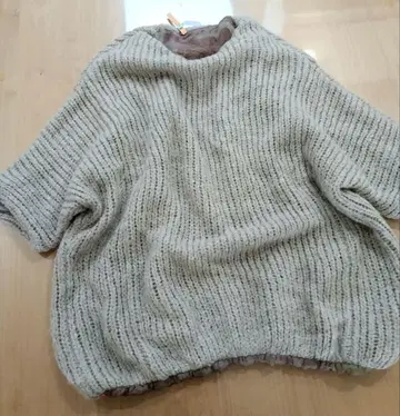 비어즐리 돌먼 모헤어 실크 니트 변형 그레이