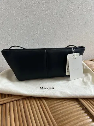Maeden 택 포함 숄더백 수납 가방 포함