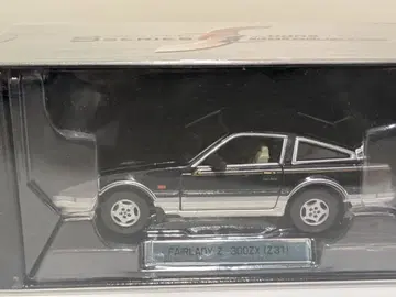 TOMY 페어레이디 Z 300ZX (Z31) 미니카