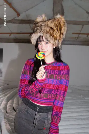 [ 초레어 ] heaven BY MARC JACOBS 스웨터