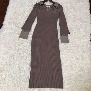 스나이델 오프숄더 니트 도킹 원피스 브라운