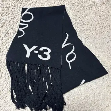 새상품급 Y-3 머플러