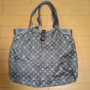 그레이 패턴 나일론 숄더백