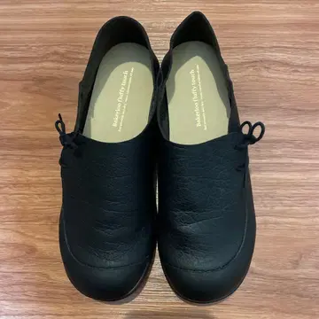 블랙 가죽 신발