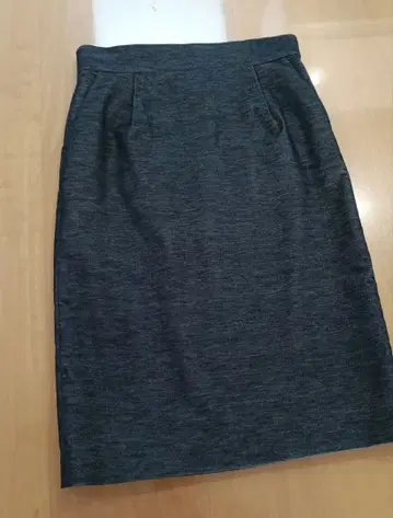 NEMIKA 따뜻한 원단 데님 블루 타이트 스커트 레리안