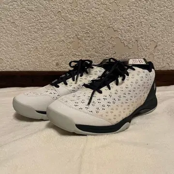 [ 새상품 ] prince 테니스화 화이트 네이비 27cm 카펫