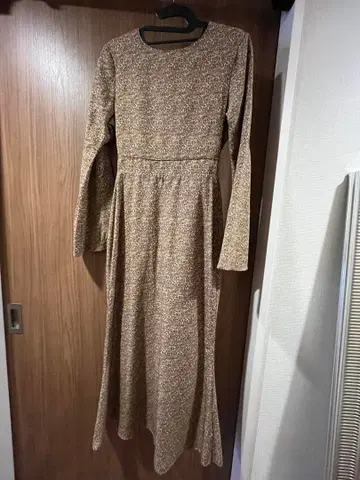 KATRIN TOKYO 벨 슬리브 원피스