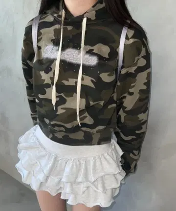 카모 패턴 크롭 후드티