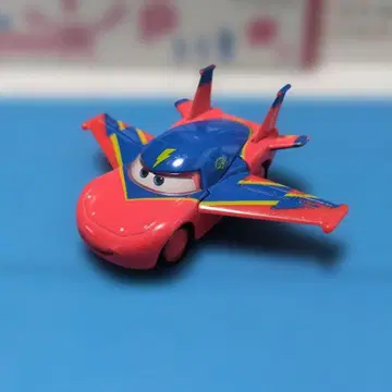 카즈 토미카 호크 타입 맥퀸 중고