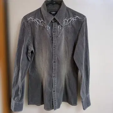 TORNADO MART 그레이 자수 긴팔 셔츠 헤이세이 남자