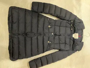 MONCLER 블랙 다운 자켓 후드 부착 네세아 사이즈 00