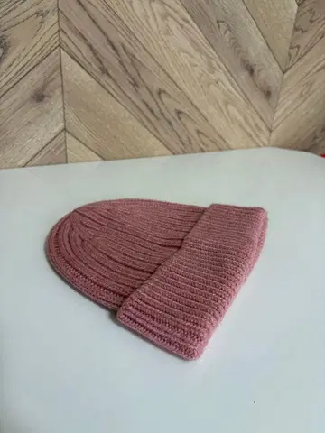 UNIQLO 핑크 니트 모자 비니