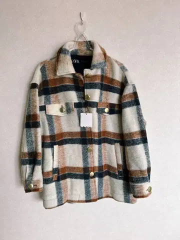 ZARA 체크 무늬 자켓