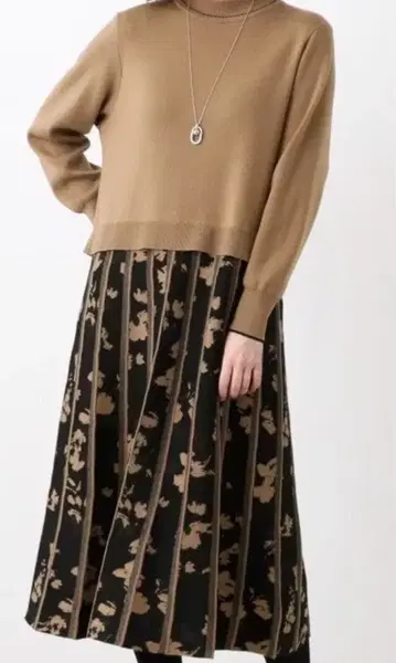 리플렉트 니트 원피스 11호 베이지