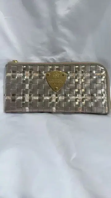 뜨개질 디자인 실버 계열 장지갑