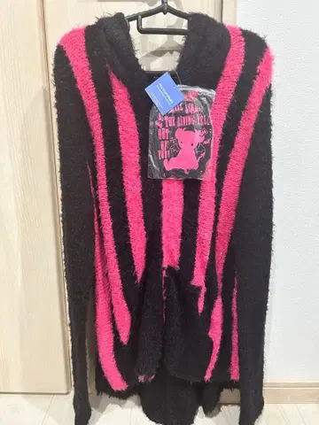 레어! PUTUMAYO 복슬복슬 후드 부착 스트라이프 후드티 핑크 블랙