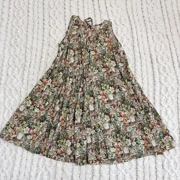 아차츄무 눈알 꽃 원피스