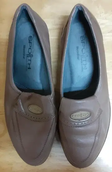 SPORTH 브라운 플랫슈즈