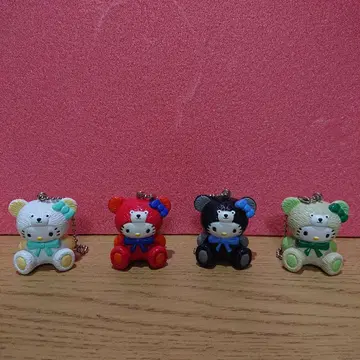 선착순! 산리오 테디베어 키티 피규어 스트랩 4종 세트