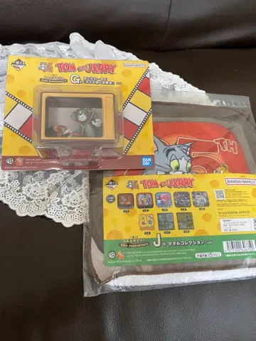 톰과 제리 85주년 기념 피규어와 타월 세트