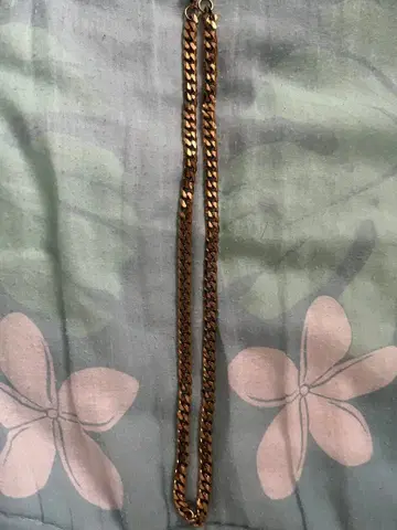 골드 체인 목걸이