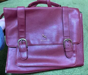 고양이 마크가 들어간 빨간색 백