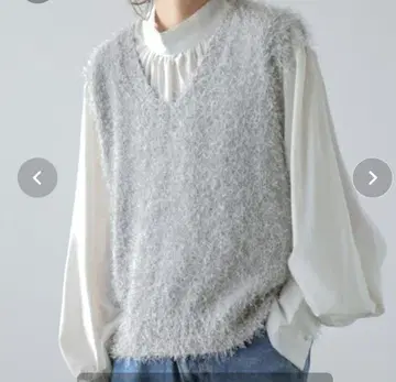 새상품 라메 믹스 샤기 니트 베스트