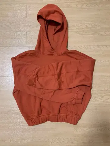 오렌지 후드 부착 크롭 트레이닝복 0 사이즈 lululemon